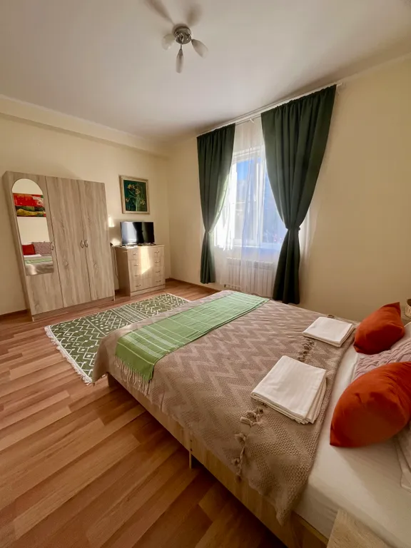 Квартира Просторная 2-комнатная квартира с закрытой парковкой — Сириус