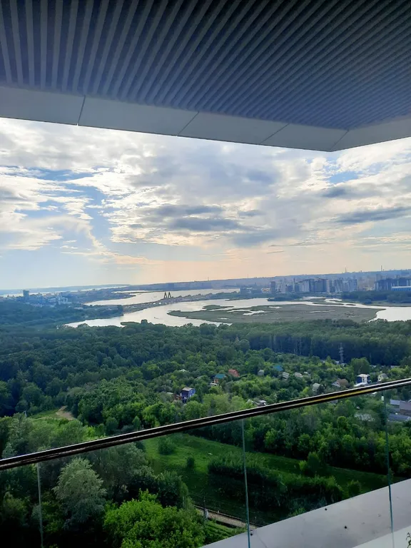 Уютный апартамент в уникальном доме ЖК Skyline с парком на крыше