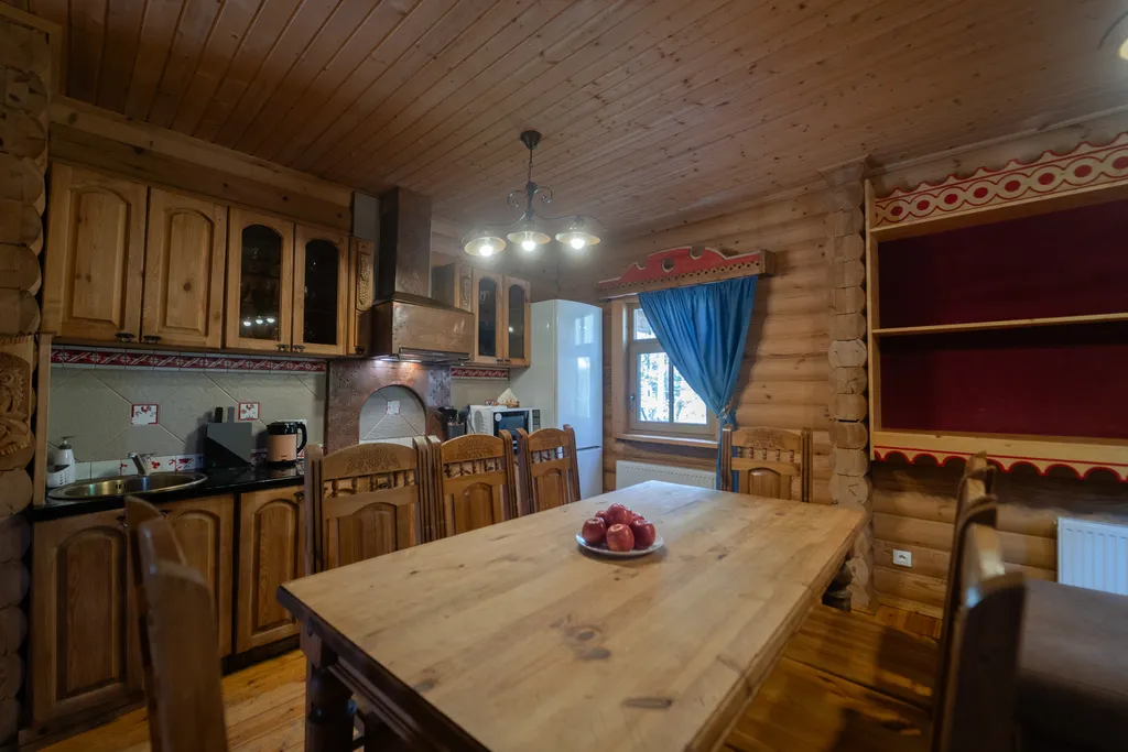 4-комнатный Дом