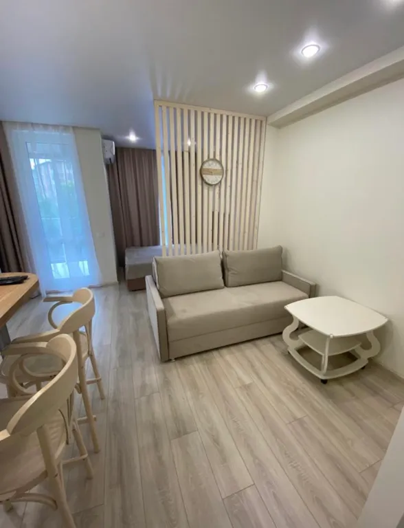 Квартира у моря с бассейном