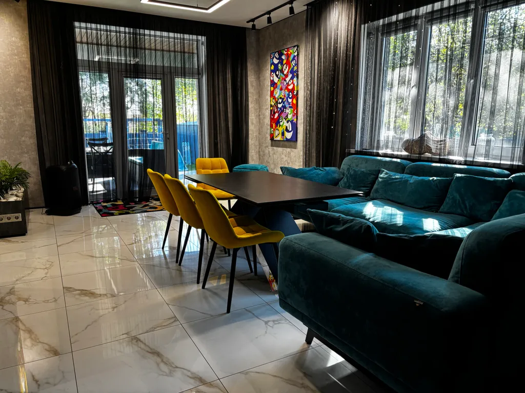 Дом для отдыха с теплым бассейном и сауной