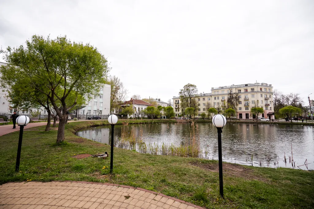 Квартира-студия в центре города с видом на Марьинский сквер