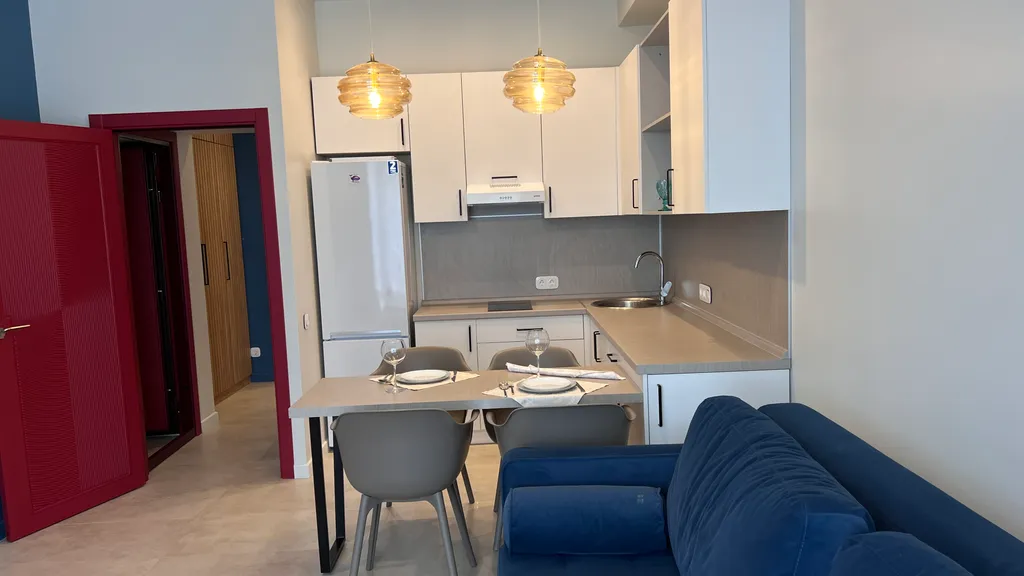 Апартаменты двухкомнатные в пяти минутах ходьбы от моря