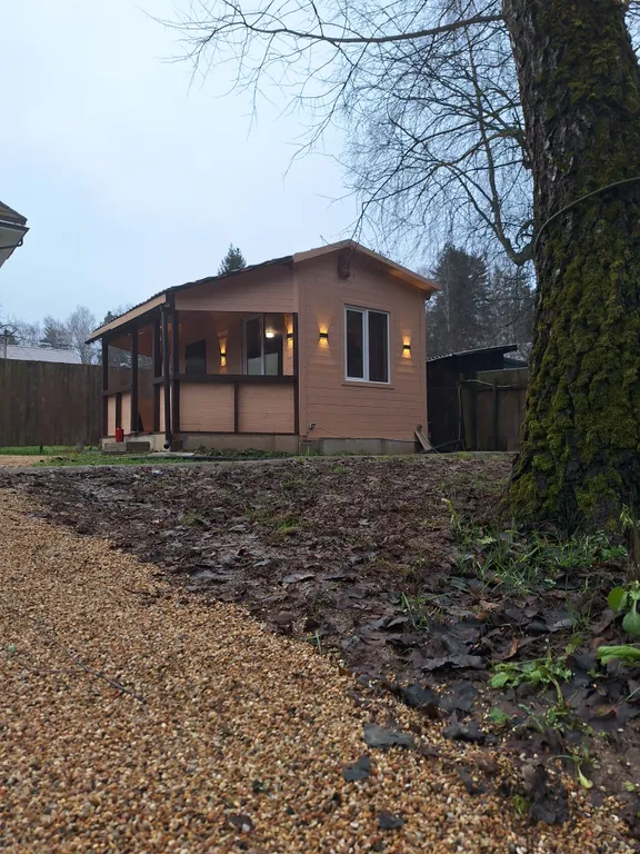 Уютный домик в лесу