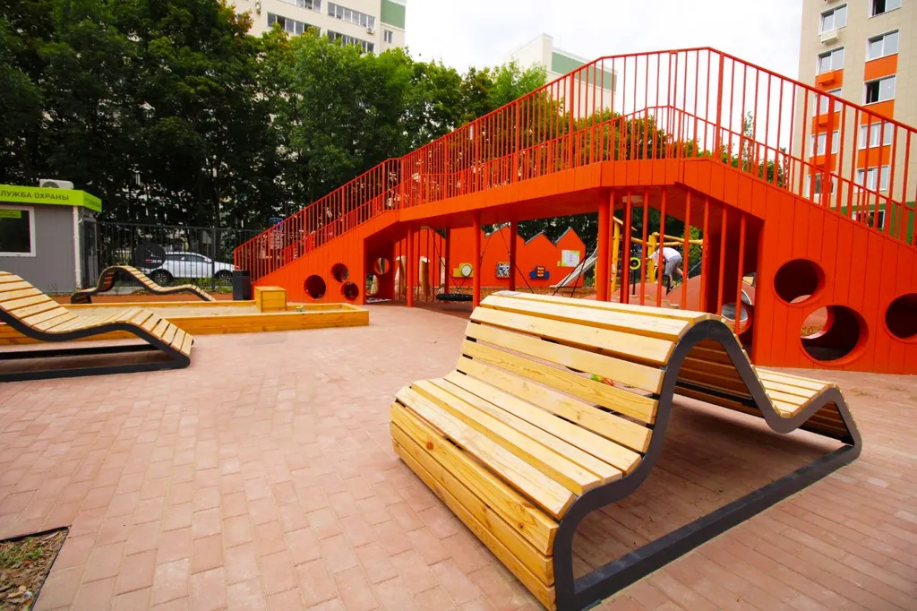 Комфортная студия в доме Привилегия со двором парком