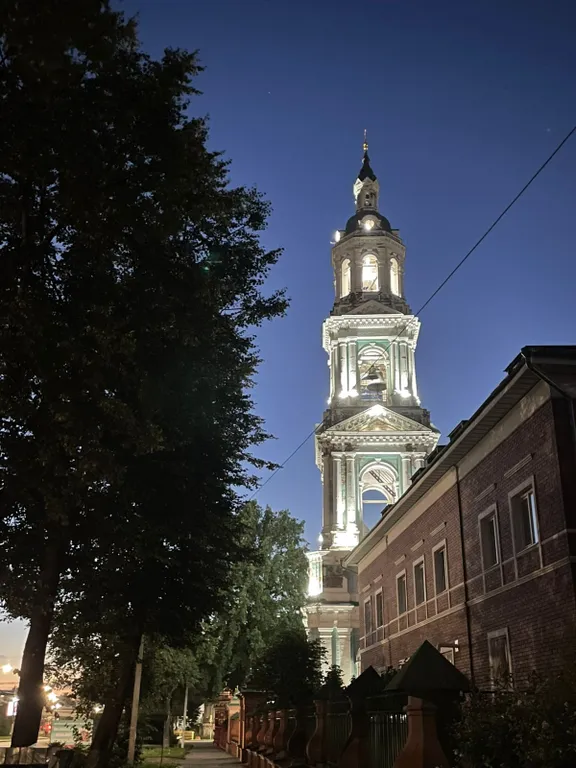 Новая квартира у терема Снегурочки в историческом центре