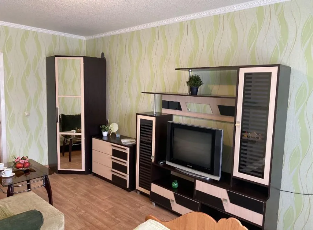 Квартира в новом доме с огороженной территорией рядом с кардиоцентром