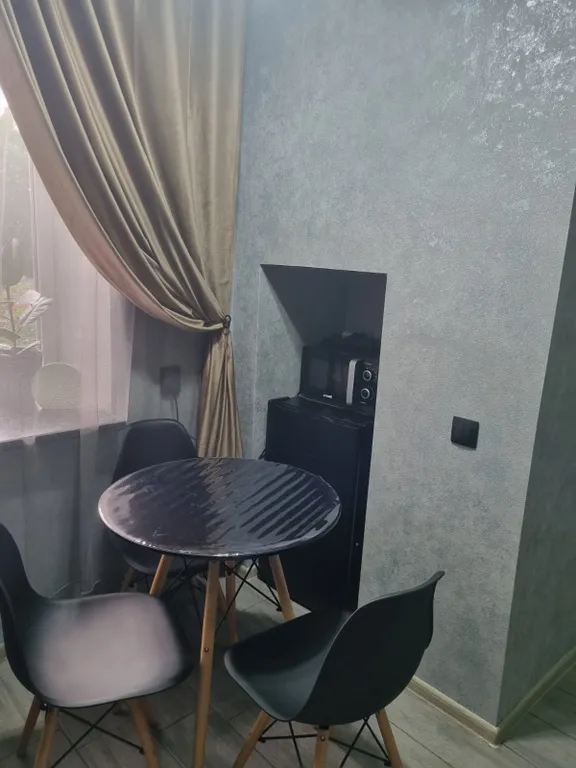 Студия на земле