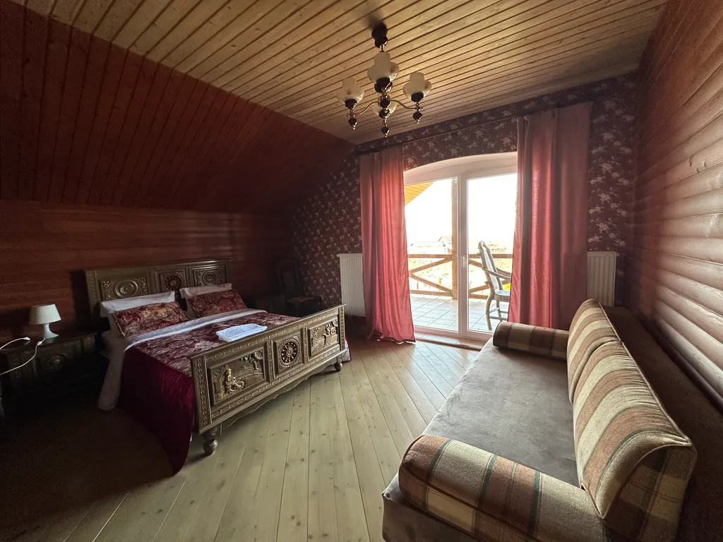 Дом-усадьба с видом на море с баней и беседкой