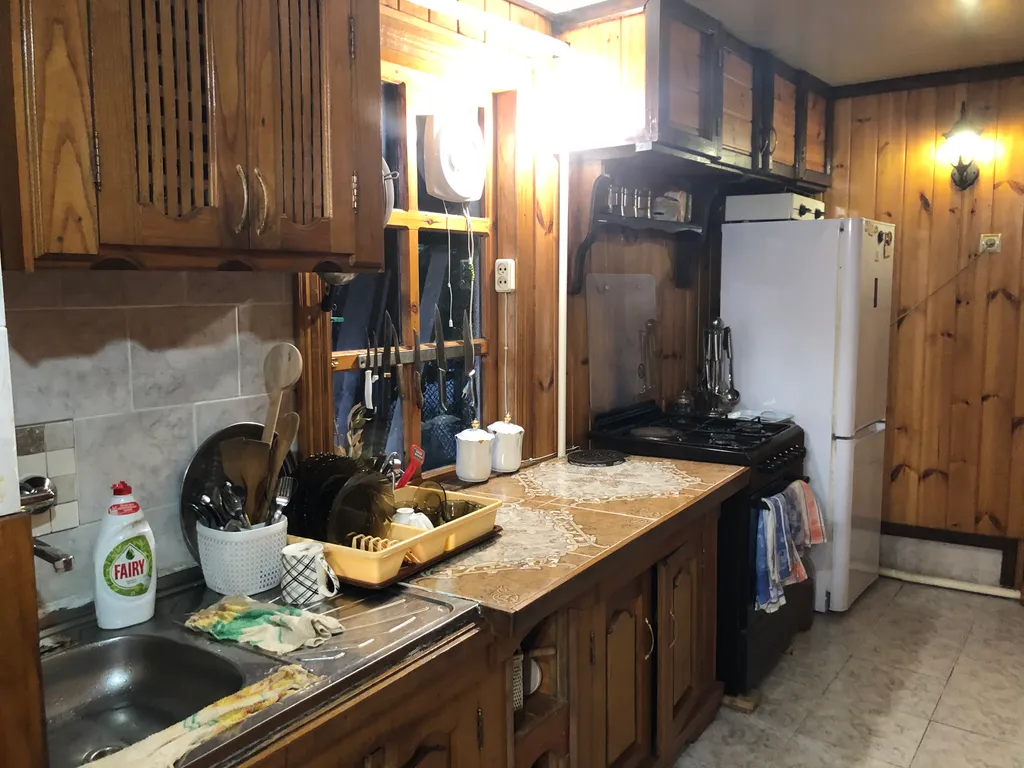 Коттедж Домик в деревне с видом на горы — Сухум