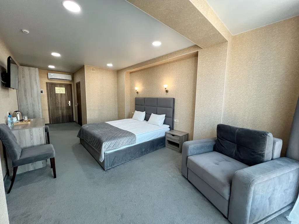 Superior Double с видом на море и бассейн