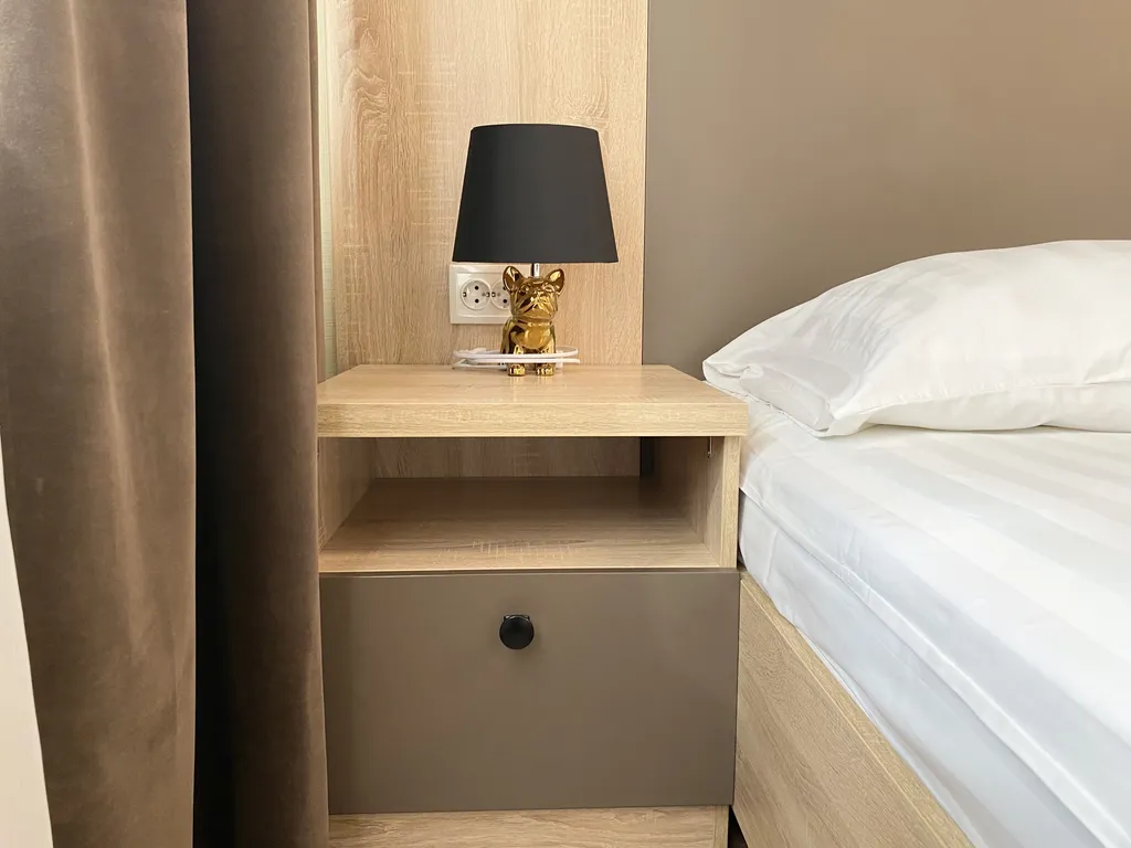 Апартаменты 166