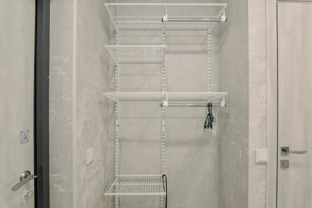 Oчень cветлaя и проcторная квартира с бaлкoном