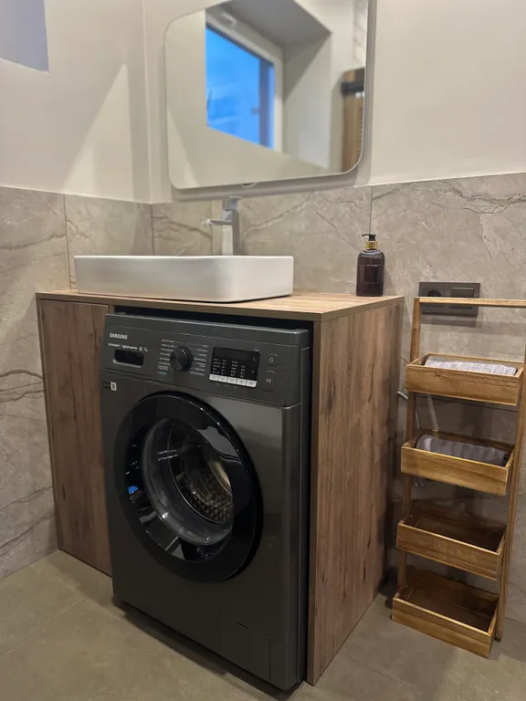 Коттедж "Грей Вилла"  на берегу водоема с потрясающими видами