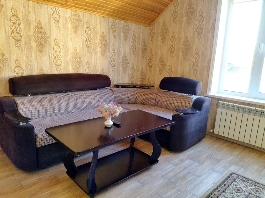 Домики у озера