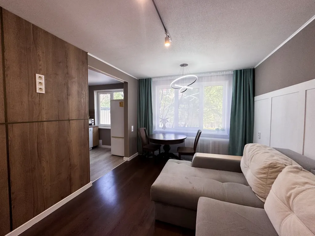 2‑комн. квартира рядом с Долиной уюта на пр. Кольский, 26