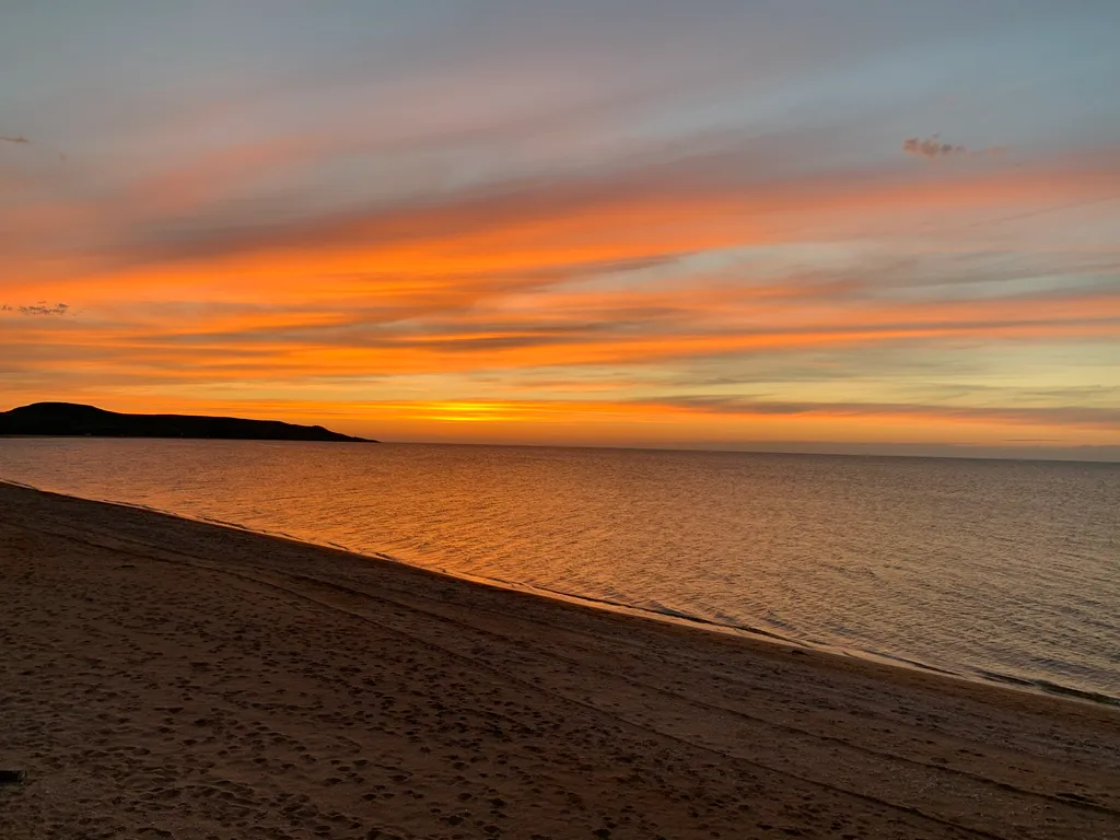 Квартира Комната в бунгало у моря — Курортное