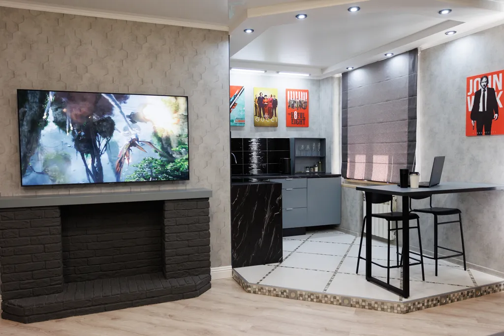 Киностудия - свежая студия с 65" Smart-TV