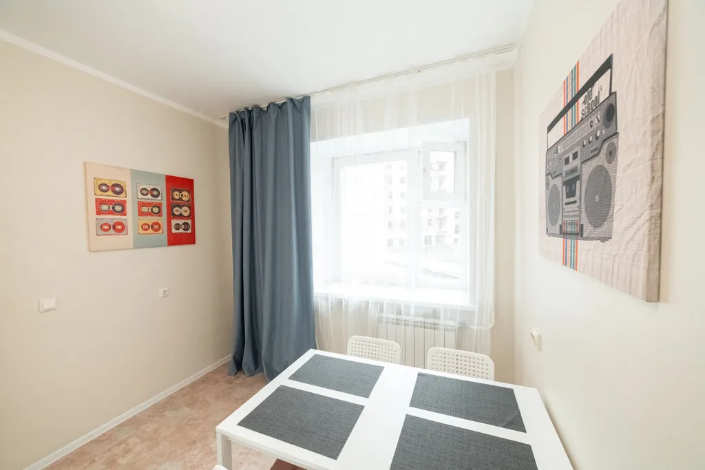 Квартира 1-комнатная большая квартира на против ТРЦ Планета — Красноярск