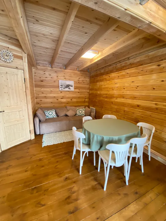 Уютный домик рядом с курортом Манжерок