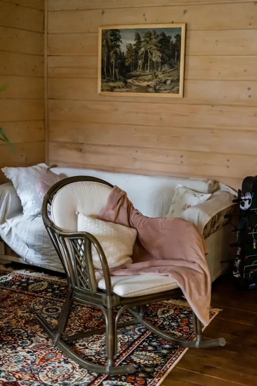 Хутор в лесу Розовый шмель