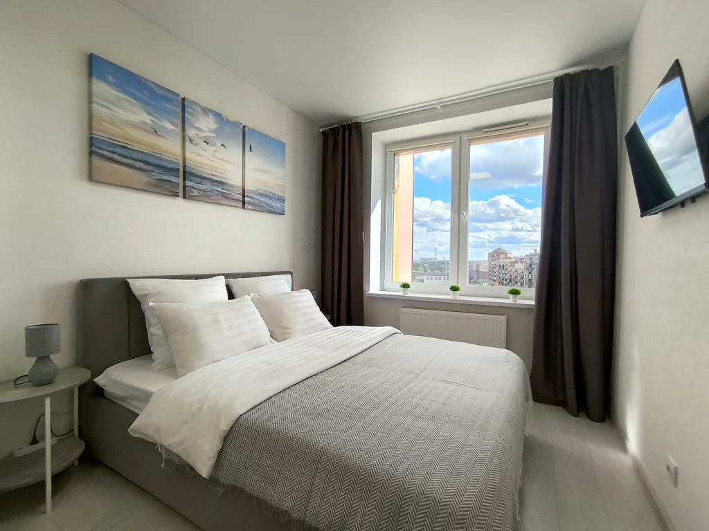 1-комнатная квартира в новом просторном районе Кирова — аренда посуточно в Киров