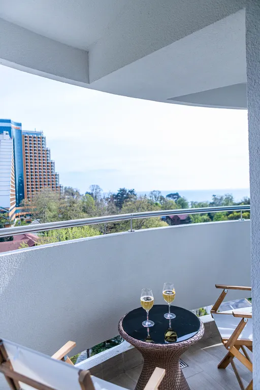 Апартамент с видом на место пребывания Николая 1