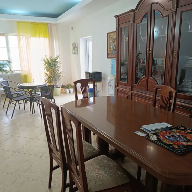 Семейный с дополнительным диваном