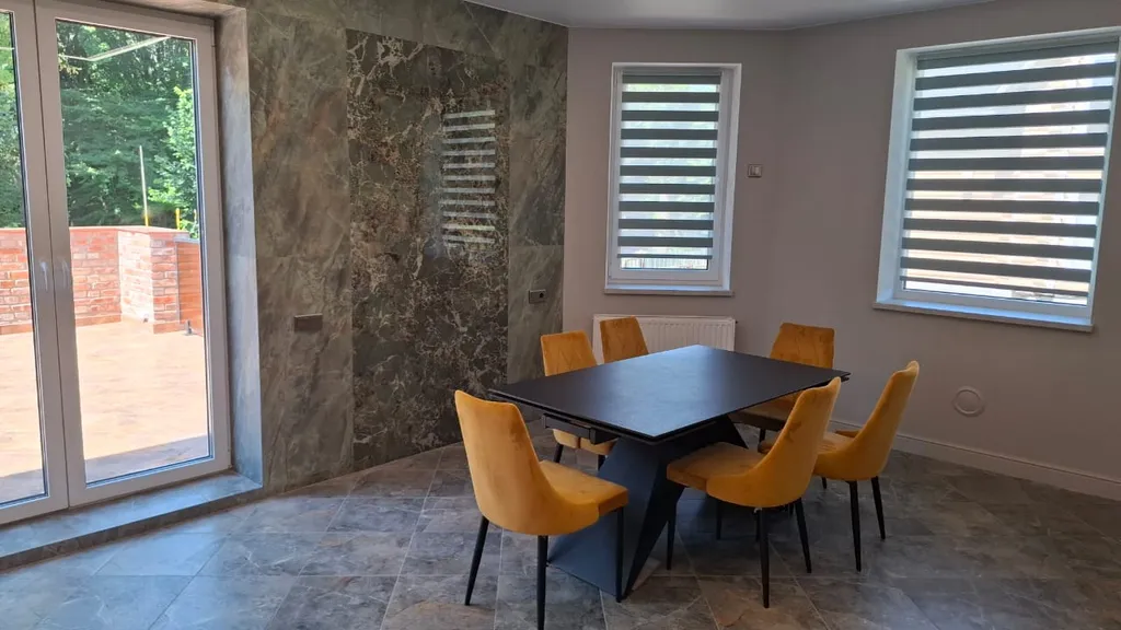 Вилла на первой береговой линии