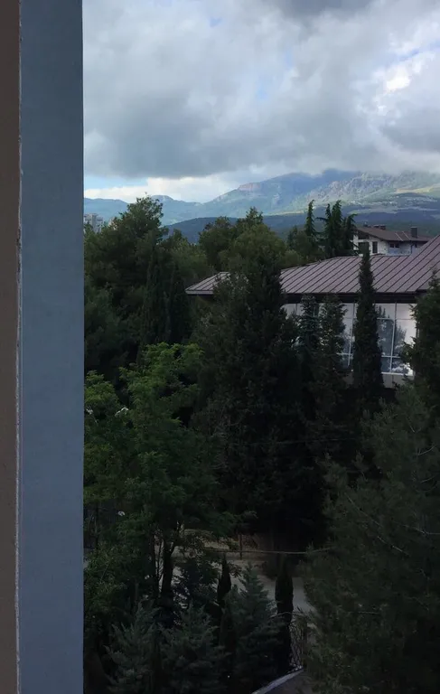 Квартира 2-комнатная Квартира — Алушта