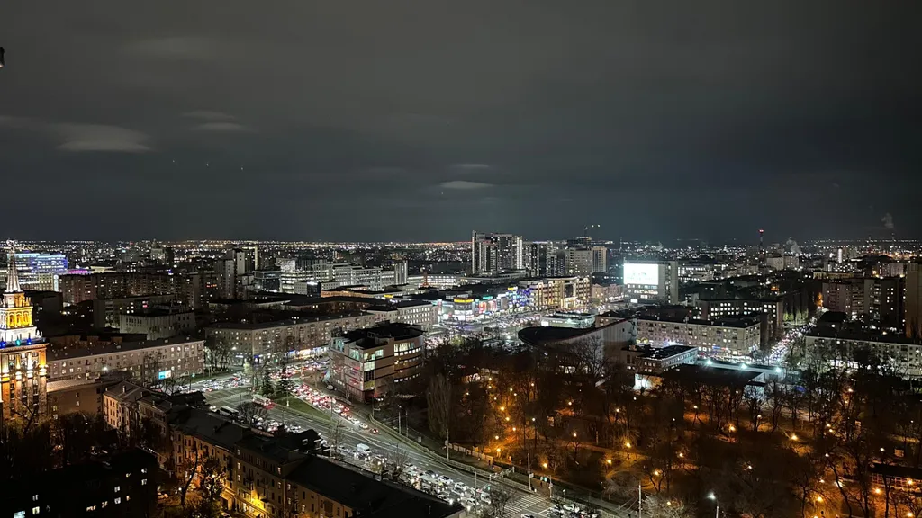 Новая евродвушка в центре города в шаговой доступности, в ЖК Парад планет