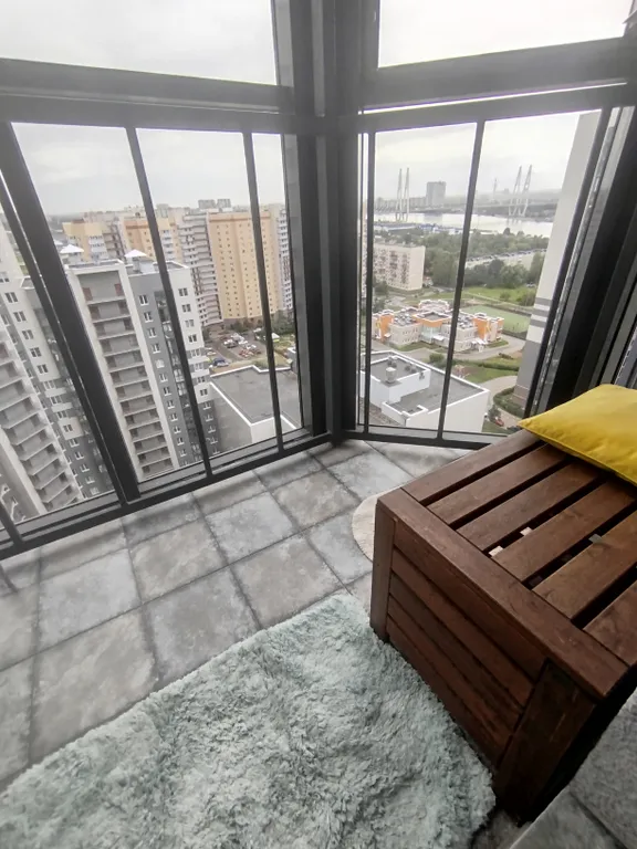 Квартира Квартира Просторная студия с панорамным видом на Неву и Вантовый мост — Санкт-Петербург