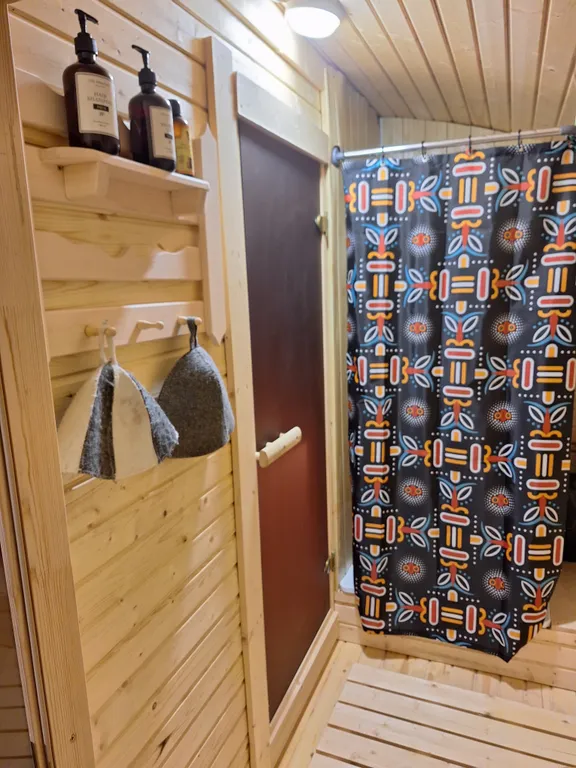 Прекрасный маленький уютный домик