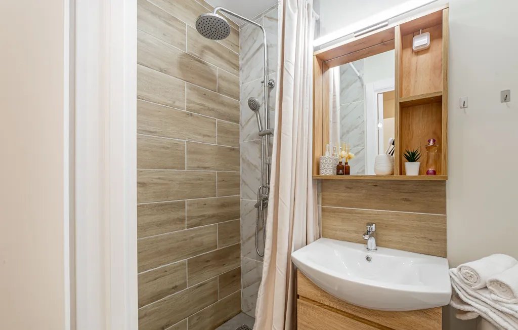 Квартира-студия в центре 13,5 м2, 1 кровать