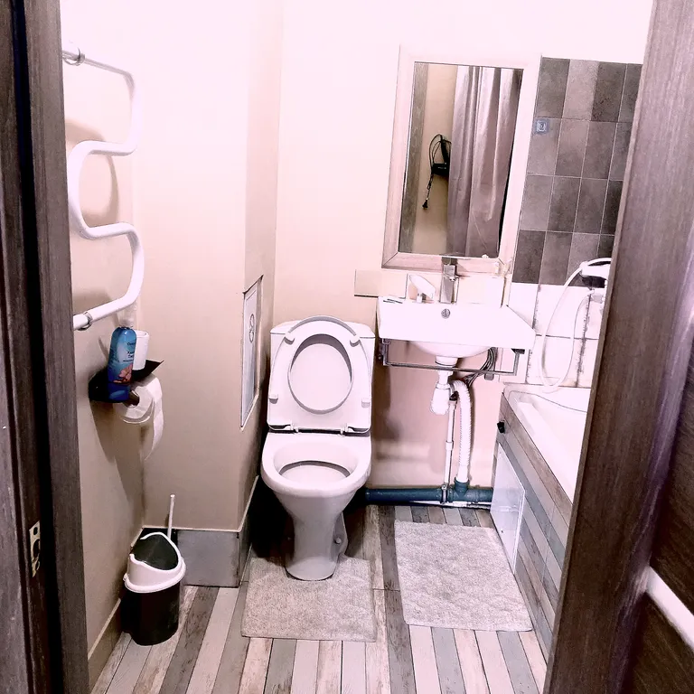 Уютная евродвушка на удобном втором этаже