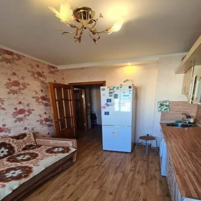 Квартира с мебелью и бытовой техникой