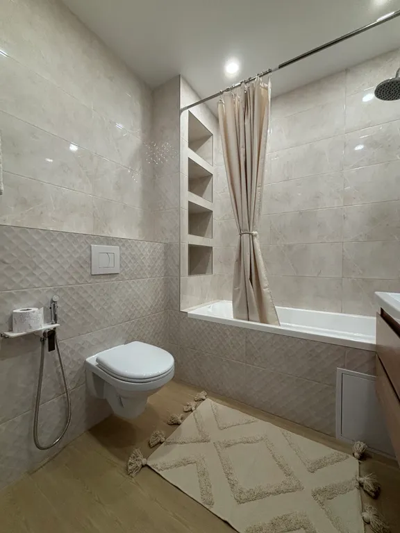 Квартира Квартира в новом доме ЖК«Альпы», в центральном районе Калининграда — Калининград