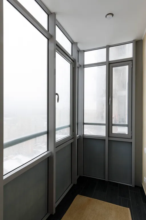 Студия с видом на реку