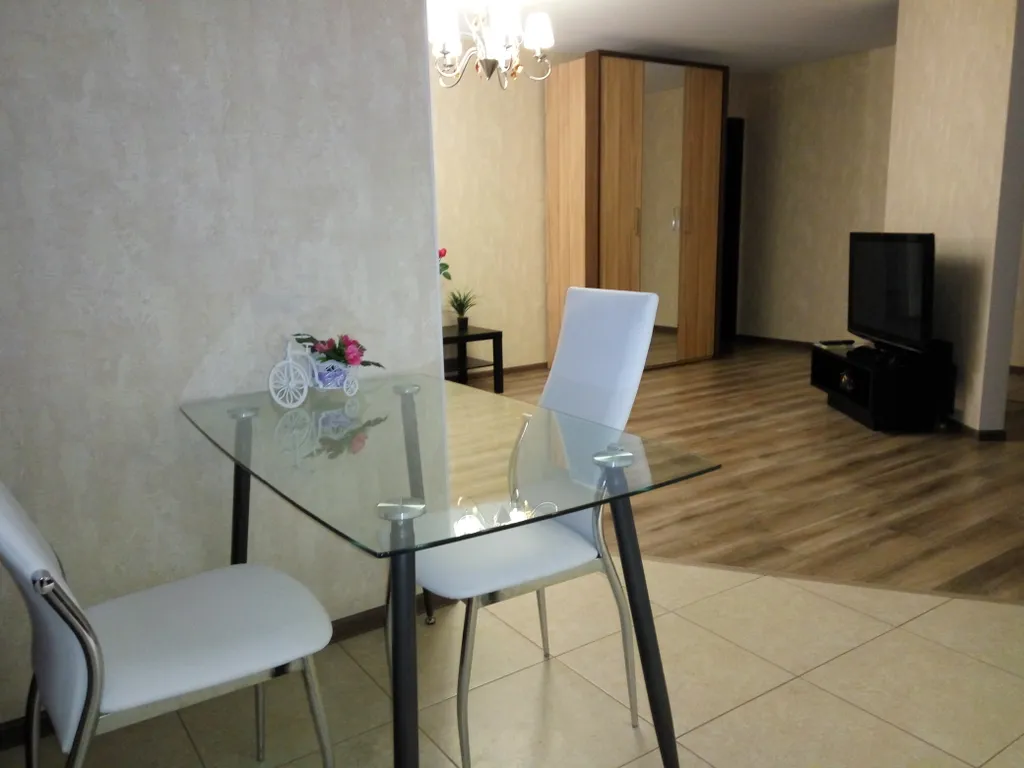 Двухкомнатные апартаменты бизнес-класса в центре