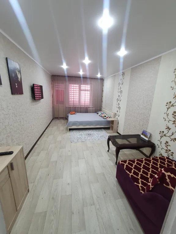 Уютная квартира в первой линии моря, рядом кафе, парки, магазины — аренда посуточно в Актау