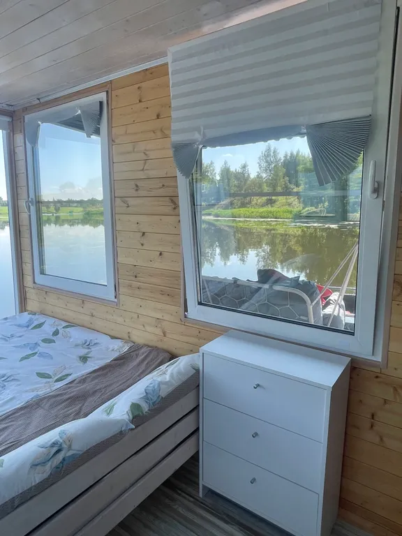 Дом на воде для двоих