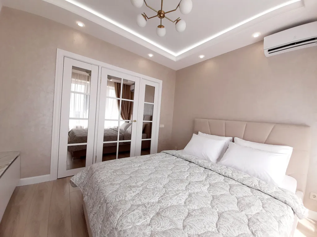 Красивая, уютная квартира в Российском