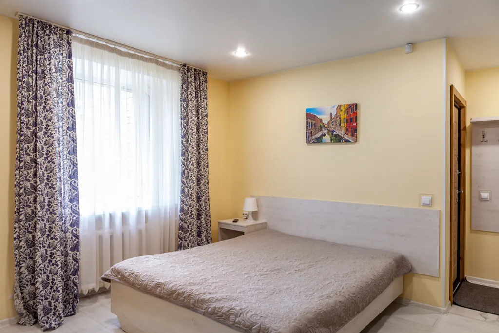 Трёхместная уютная студия