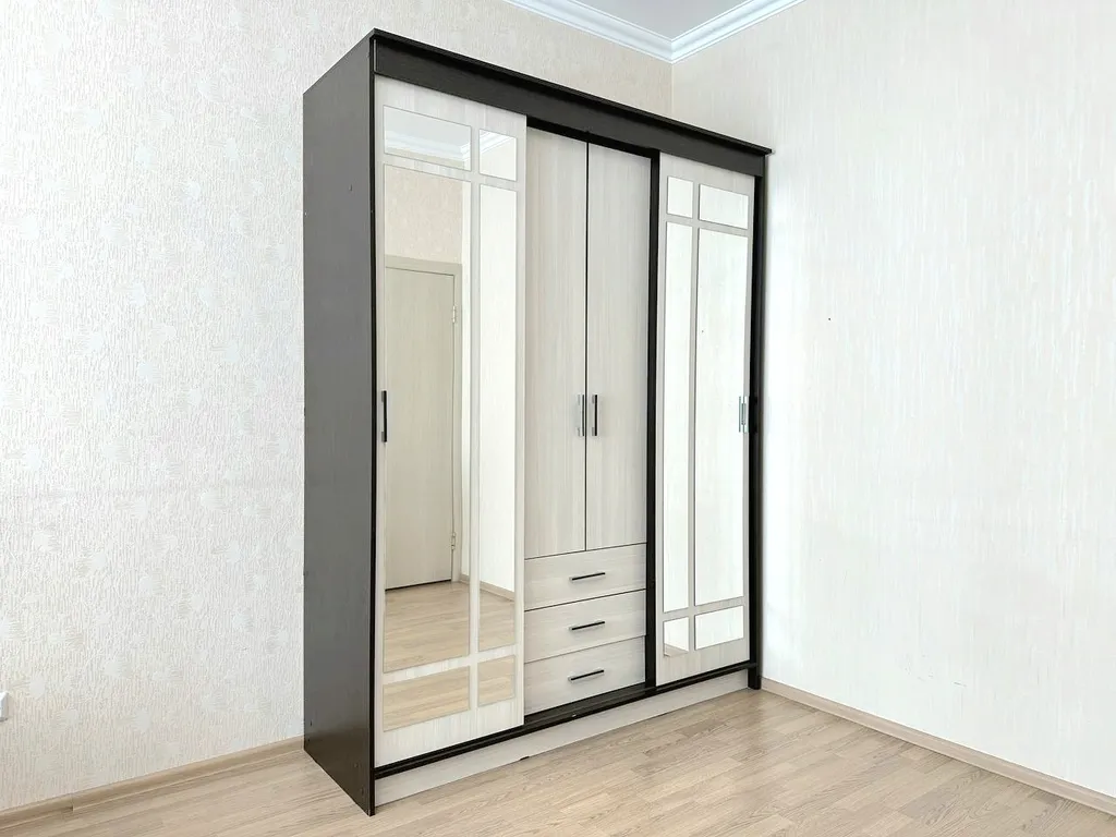 2-комнатная квартира с балконом на Притомском напротив ЛДК