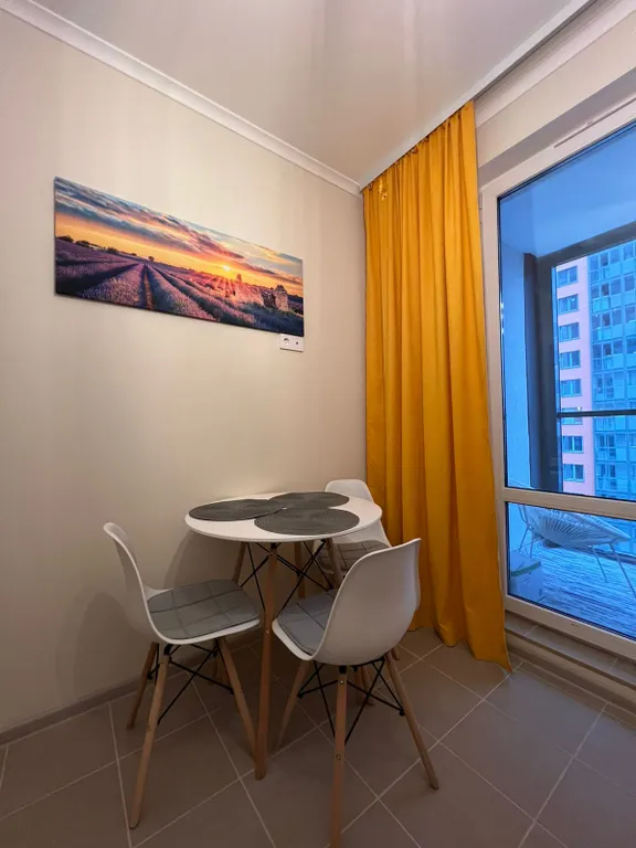 Уютная, стильная квартира в Изумрудных холмах