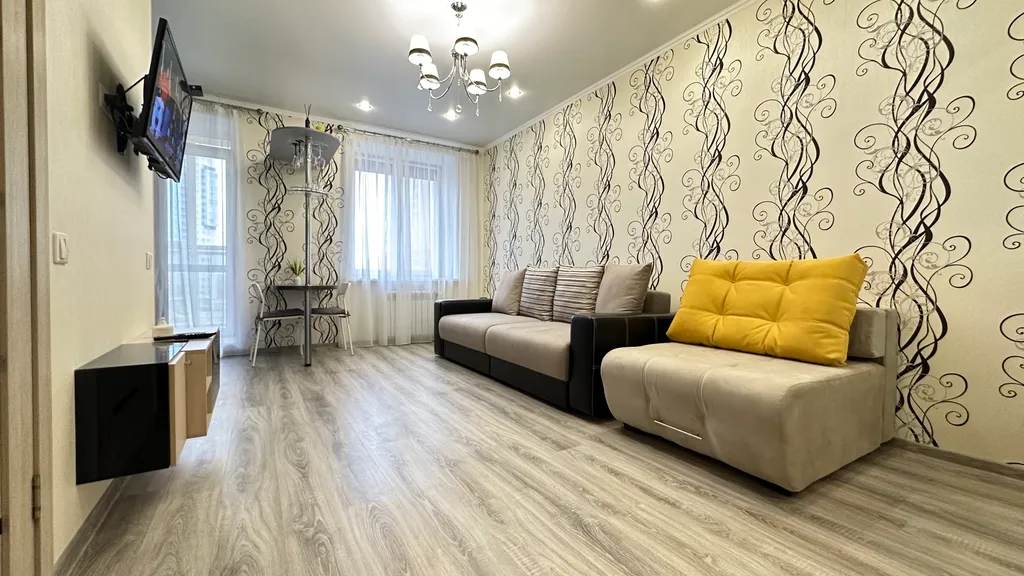 Уютная квартира в центре левобережья — аренда посуточно в Омск