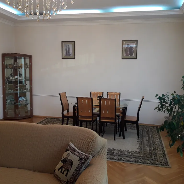 Квартира 3 спальни с видом на море, на Приморский бульвар