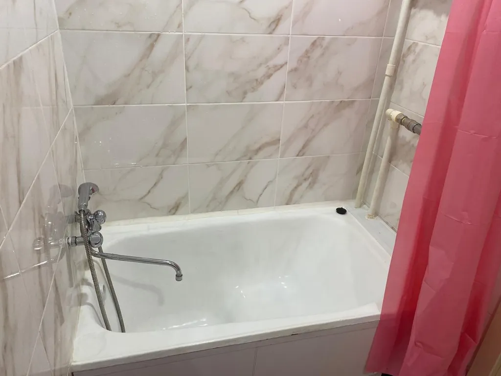 Чистая однокомнатная квартира в активном районе города