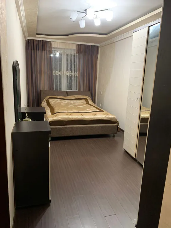 Уютная, просторная квартира для большой семьи недалеко от центра