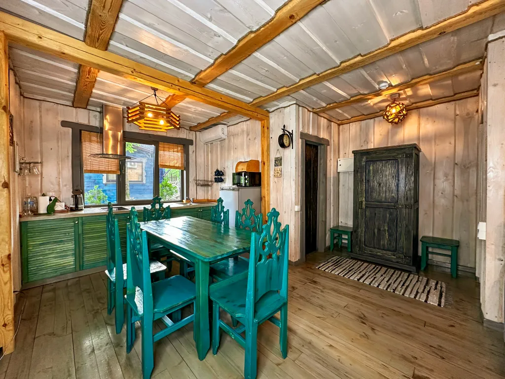 Коттедж Дом Средиземноморский загородный комплекс Здоровей — Никольцы